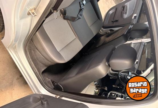 Autos - Volkswagen Gol Trend 2011 Nafta 85000Km - En Venta