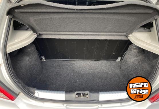 Autos - Volkswagen Gol Trend 2011 Nafta 85000Km - En Venta