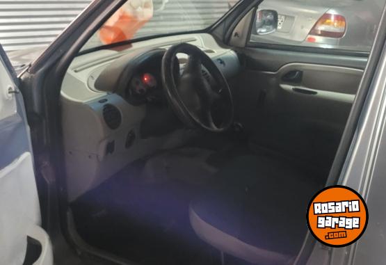 Utilitarios - Renault Kangoo 2010 Diesel 190000Km - En Venta
