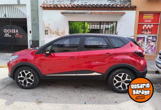 Autos - Renault Captur 2017 Nafta 110000Km - En Venta