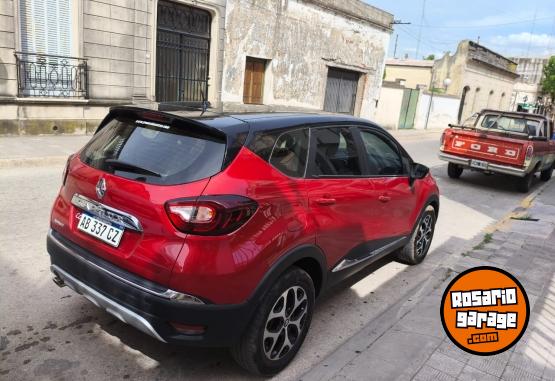Autos - Renault Captur 2017 Nafta 110000Km - En Venta