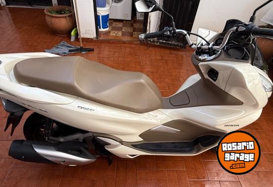 Motos - Honda Pcx 150 2019 Nafta 20000Km - En Venta