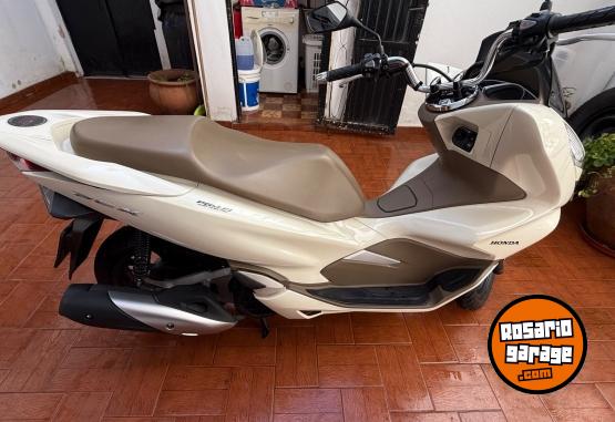 Motos - Honda Pcx 150 2019 Nafta 20000Km - En Venta