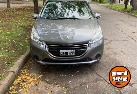 Autos - Peugeot 208 1.5 active 2016 Nafta 105000Km - En Venta