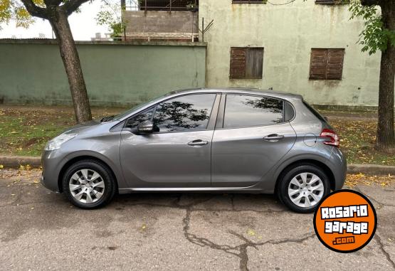 Autos - Peugeot 208 1.5 active 2016 Nafta 105000Km - En Venta