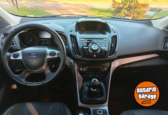 Autos - Ford Kuga 2014 Nafta 110000Km - En Venta