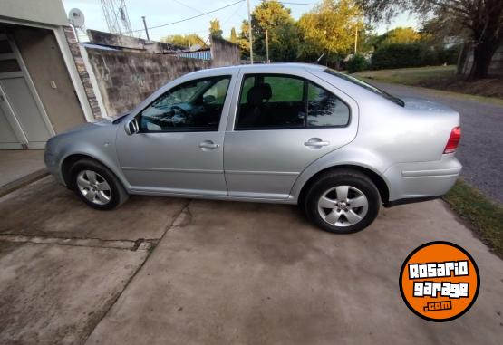 Autos - Volkswagen Bora 2.0 2008 Nafta 220000Km - En Venta