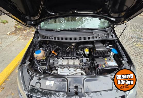 Autos - Volkswagen Suran Conforline 2012 Nafta 140000Km - En Venta