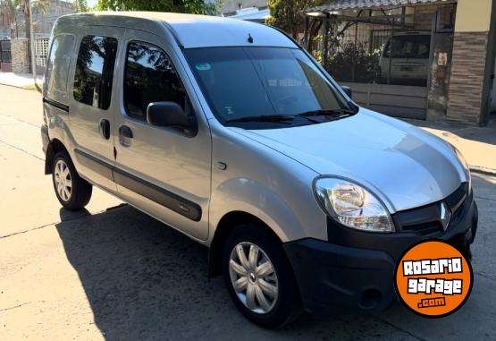 Utilitarios - Renault Kangoo 2016 Nafta 105000Km - En Venta