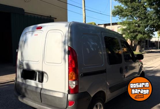 Utilitarios - Renault Kangoo 2016 Nafta 105000Km - En Venta