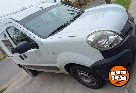 Utilitarios - Renault Kangoo 1.6 2016 Nafta 140000Km - En Venta