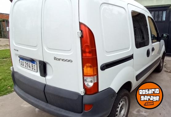 Utilitarios - Renault Kangoo 1.6 2016 Nafta 140000Km - En Venta