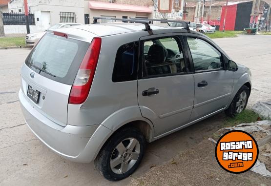 Autos - Ford Fiesta 2024 GNC 180000Km - En Venta