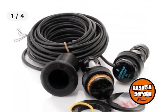 Otros (N�utica) - Transductor Analigico Raymarine Dst800 200khz - En Venta