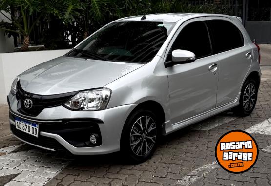 Autos - Toyota ETIOS XLS 2019 Nafta 25000Km - En Venta