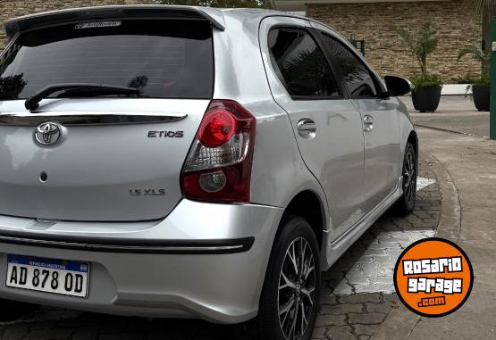 Autos - Toyota ETIOS XLS 2019 Nafta 25000Km - En Venta