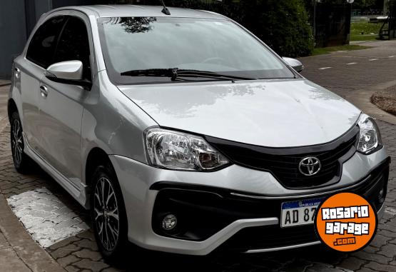 Autos - Toyota ETIOS XLS 2019 Nafta 25000Km - En Venta