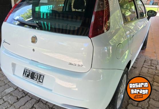 Autos - Fiat Punto 1.4 ELX 2010 Nafta 180000Km - En Venta