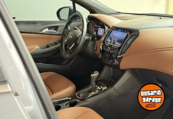Autos - Chevrolet Cruze Premier 2022 Nafta 65000Km - En Venta