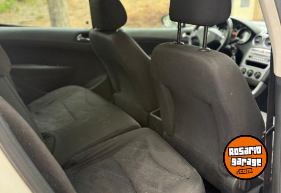 Autos - Peugeot 308 HDI Active 2014 Diesel 160000Km - En Venta