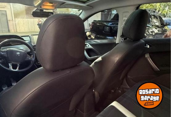 Autos - Peugeot 208 feline 2018 Nafta 72000Km - En Venta