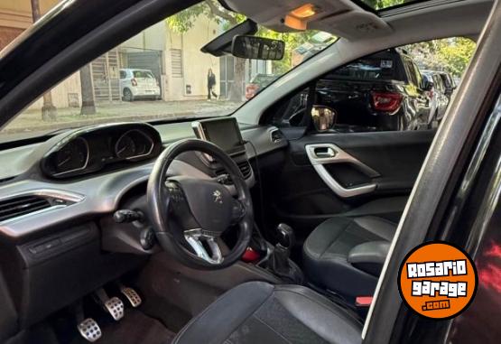 Autos - Peugeot 208 feline 2018 Nafta 72000Km - En Venta