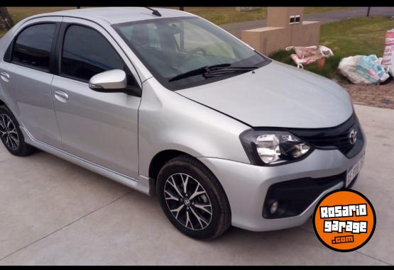 Autos - Toyota Etios xls 2023 Nafta 42000Km - En Venta