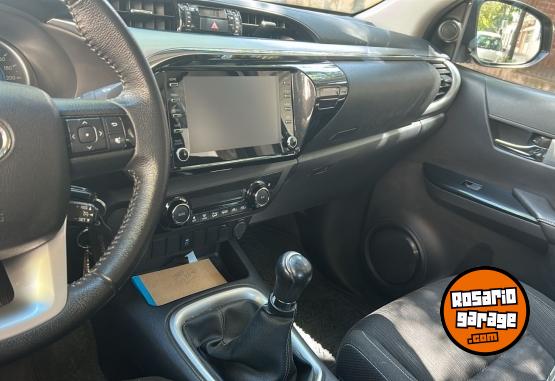 Camionetas - Toyota Hilux 2019 Diesel 83000Km - En Venta