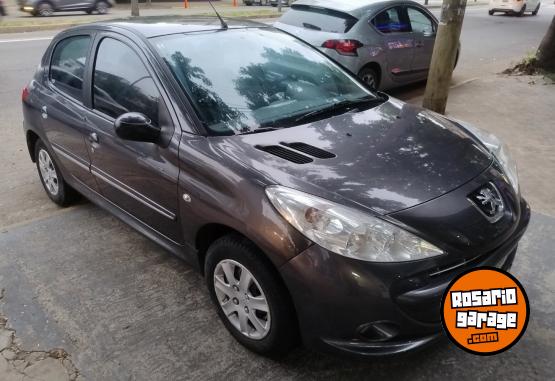 Autos - Peugeot 207 2013 GNC 80000Km - En Venta