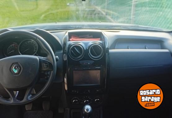 Camionetas - Renault Oroch Outsaider 2017 GNC 76000Km - En Venta