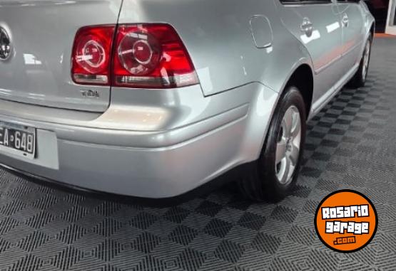 Autos - Volkswagen Bora 2010 Diesel 200000Km - En Venta