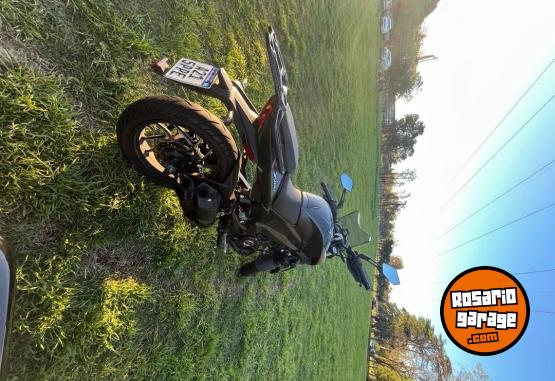 Motos - Bajaj dominar 400 2024 Nafta 5000Km - En Venta