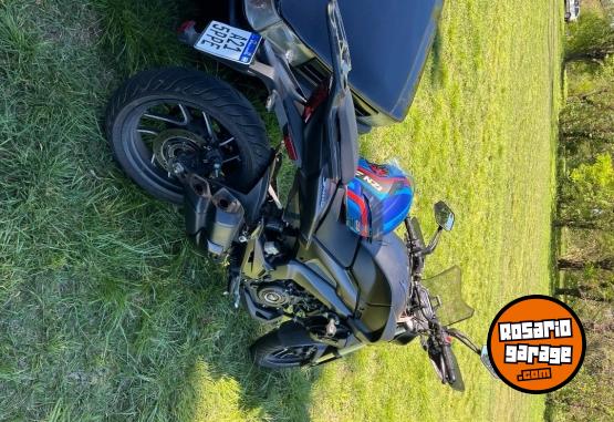 Motos - Bajaj dominar 400 2024 Nafta 5000Km - En Venta