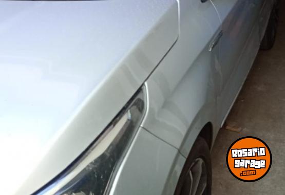 Autos - Fiat Cronos presicion 1.8 c 2018 Nafta 83000Km - En Venta