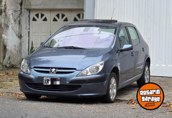 Autos - Peugeot 307 2004 Nafta 127000Km - En Venta