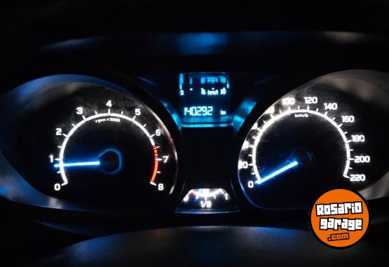 Autos - Ford Ecosport kinetic SE 2013 GNC 140000Km - En Venta