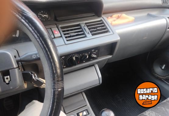 Autos - Renault Clio 1998 Nafta 250000Km - En Venta