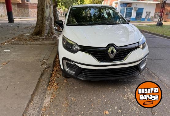 Autos - Renault Captur 2018 Nafta 95000Km - En Venta