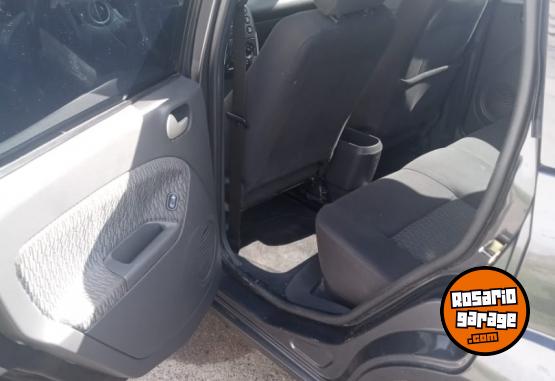 Autos - Ford Fiesta max 2006 Nafta 161000Km - En Venta