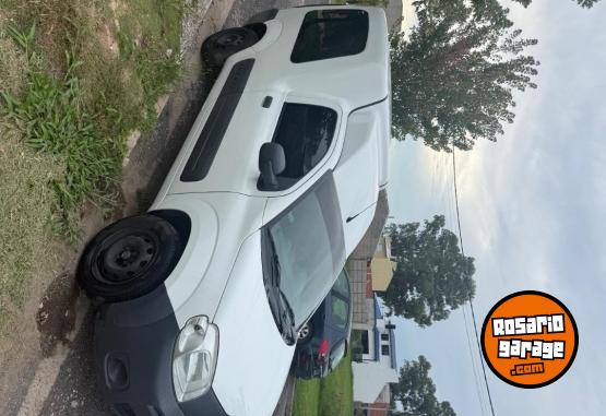 Utilitarios - Fiat Fiorino 2017 Nafta 170000Km - En Venta