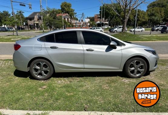 Autos - Chevrolet Cruze Premier 2023 Nafta 32000Km - En Venta