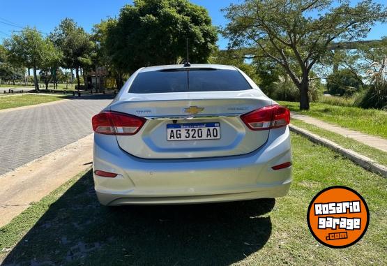 Autos - Chevrolet Cruze Premier 2023 Nafta 32000Km - En Venta