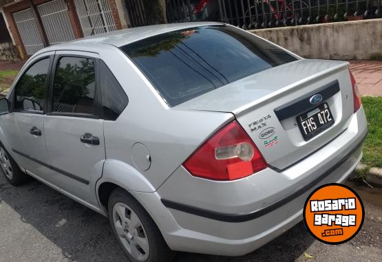 Autos - Ford Fiesta 2006 GNC 130000Km - En Venta