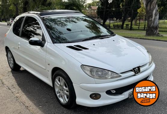 Autos - Peugeot 206 2007 Nafta 219000Km - En Venta