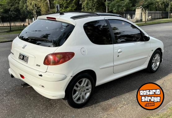 Autos - Peugeot 206 2007 Nafta 219000Km - En Venta