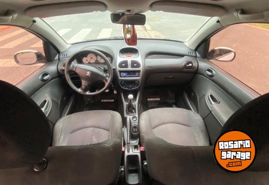 Autos - Peugeot 206 2007 Nafta 219000Km - En Venta