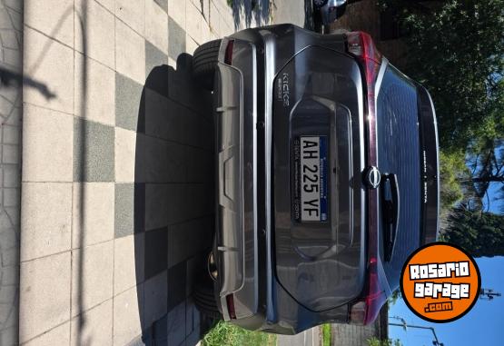 Autos - Nissan Kick 2025 Nafta 8800Km - En Venta