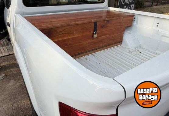 Camionetas - Nissan Frontier 2023 Diesel 44000Km - En Venta