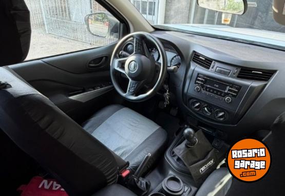 Camionetas - Nissan Frontier 2023 Diesel 44000Km - En Venta