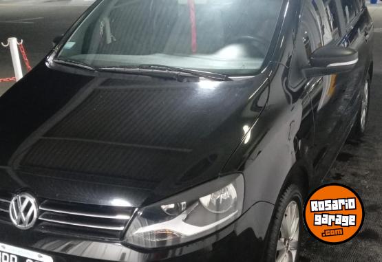 Autos - Volkswagen Suran (pocos KLM) 2011 Nafta 50500Km - En Venta